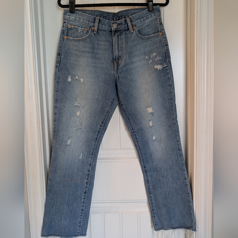  Levi's Distressed Kick Flare Mojave Blues Jeans. // 29
